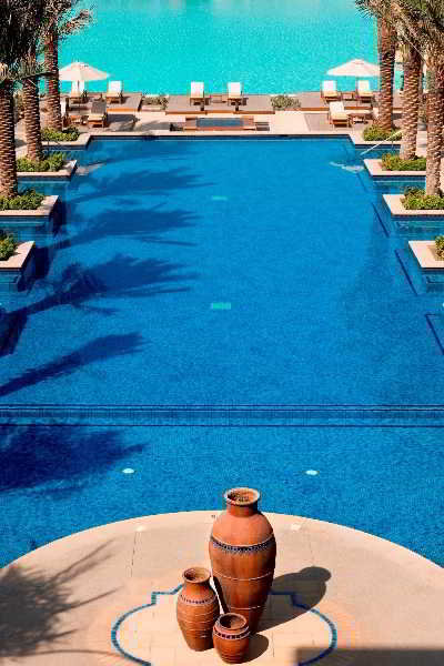 Pool
Pool
di The Address Downtown Dubai