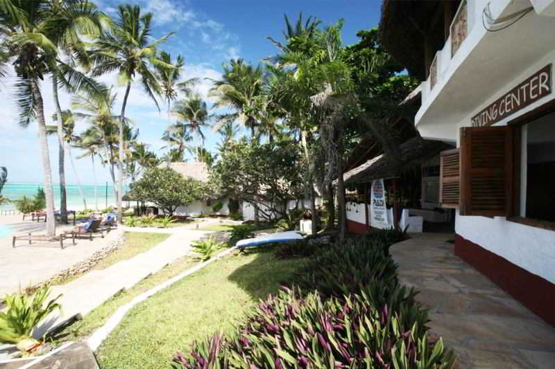 Karafuu Beach Resort & Spa image 1