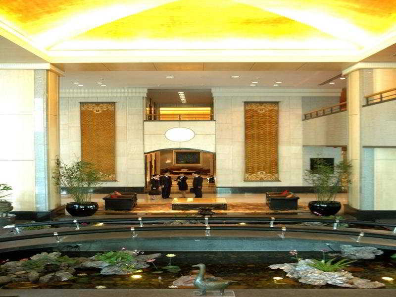 Lobby
 di Junhua Haiyi Hotel(Formerly Meritus Mandarin)