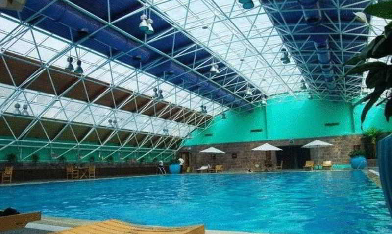 Pool
 di Holiday Inn Zhengzhou