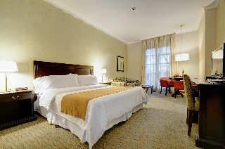 Room
Room
di Dann Carlton Medellin