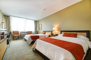 Room
Room
di San Fernando Plaza