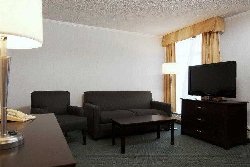 Room
Room
di High Country Inn