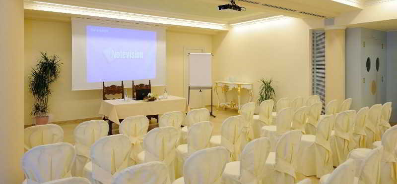 Conferences
Conferences
di Ripa Relais (Colle del Sole)