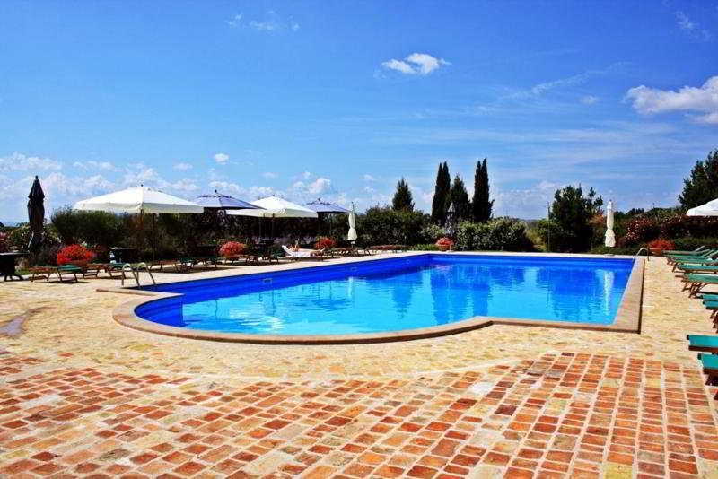 Pool
Pool
di Ripa Relais (Colle del Sole)