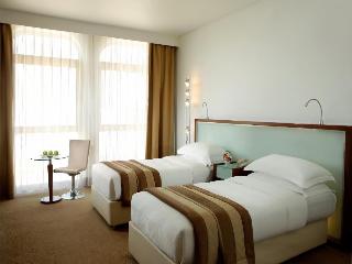 hotel-thumb