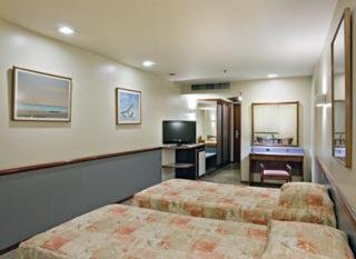 Room
Room
di Merlin Copacabana