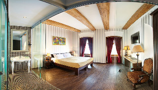 Room
Room
di Rossi Boutique Hotel & Spa