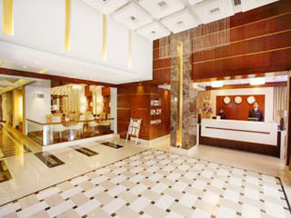 Lobby
Lobby
di The Acura BMK