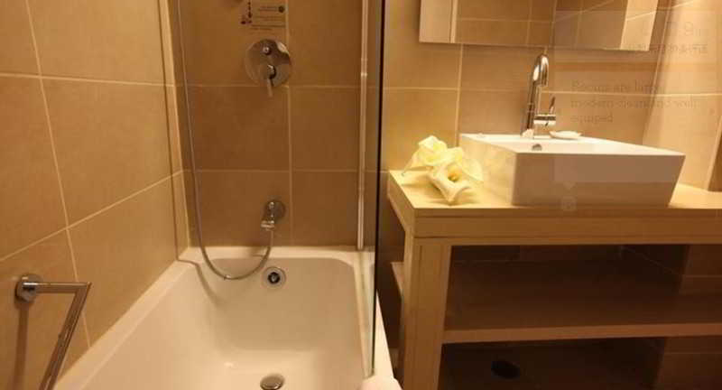 Room
Room
di Kibbutz Ramat Rachel