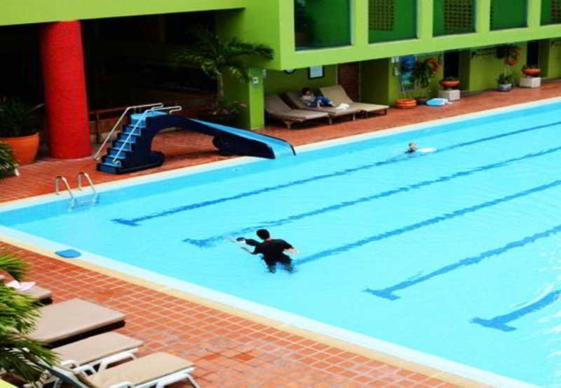 Pool
 di Aiya Residence & Sport Club