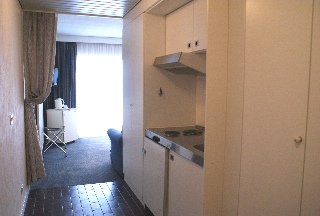 Room
Room
di First Euroflat Hotel