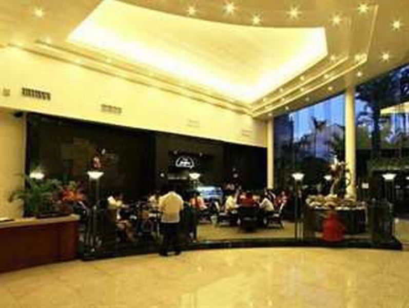 Lobby
Lobby
di The Apo View