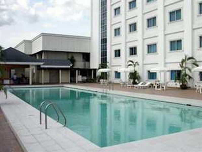 Pool
Pool
di The Apo View