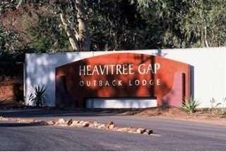 General view
 di Heavitree Gap Outback Lodge