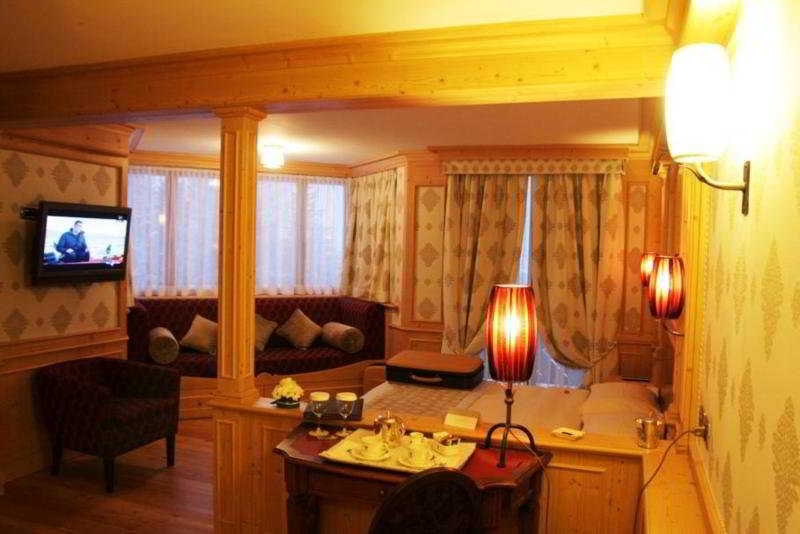 Room
Room
di Cristal Palace