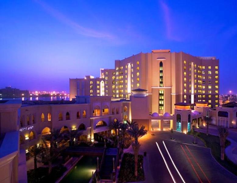 General view
 di Traders Hotel-Qaryat Al Beri