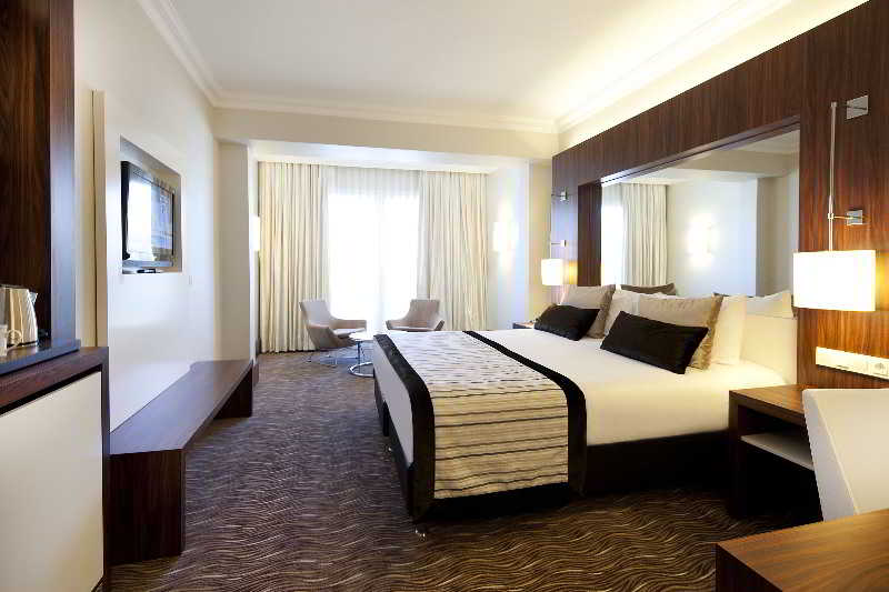 Room
Room
di Ikbal Thermal Hotel & Spa