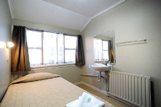 Room
Room
di Kiwi International