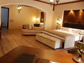 Room
Room
di Pia Bella