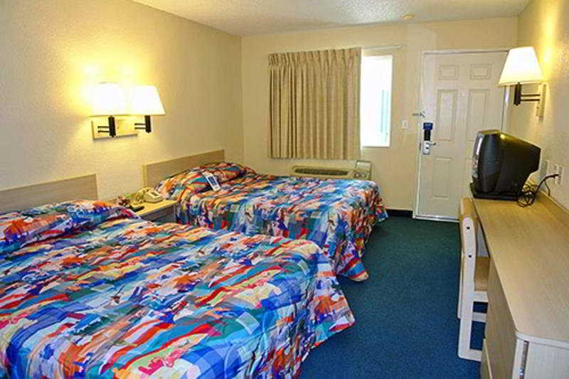 Room
 di Motel 6 Palm Springs Rancho Mirage