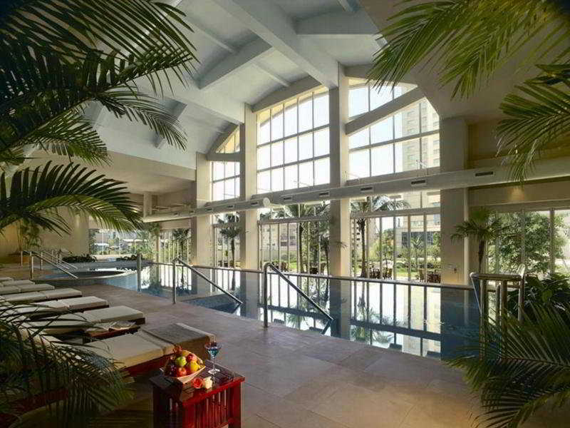 Pool
 di Shangri-la ZhongShan