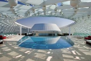 Pool
 di Yas Viceroy Abu Dhabi