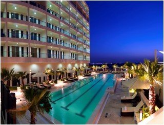 Pool
 di Crowne Plaza Hotel Abu Dhabi Yas Island