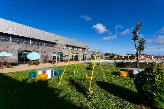 Pool
Pool
di Colombo