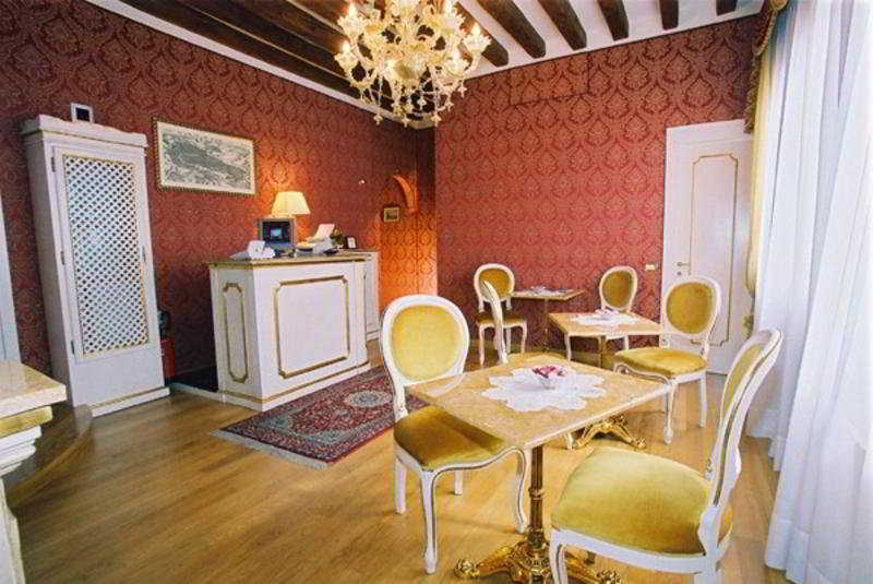 Lobby
Lobby
di Locanda Correr