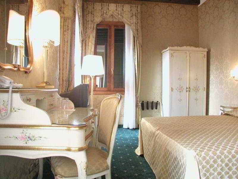 Room
Room
di Locanda Correr