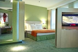 Room
Room
di Golden Tulip Ana Tower