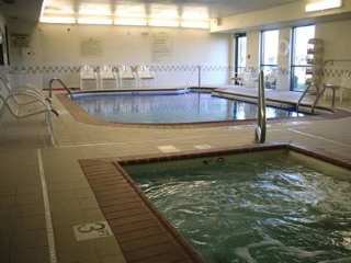 Pool
 di Hampton Inn Lexington-South 