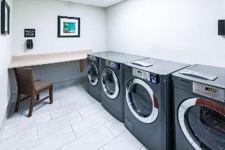 Hampton Inn & Suites Tulsa-Woodland Hills