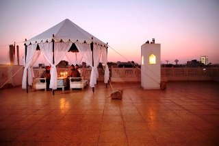 Terrace
Terrace
di Jyoti Mahal