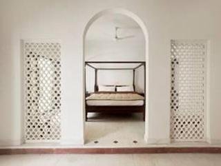 Room
Room
di Jyoti Mahal