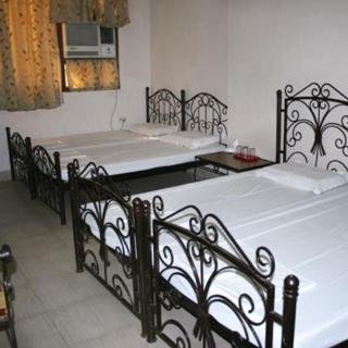 Room
Room
di Kelson Deluxe