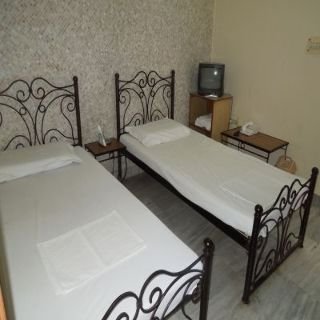 Room
Room
di Kelson Deluxe