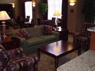 Lobby
 di Hampton Inn & Suites Madisonville 