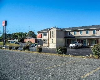 Econo Lodge & Suites Airport North Syracuse image 1