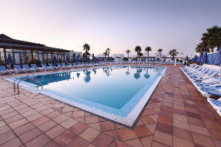 Pool
Pool
di Vik Club Coral Beach