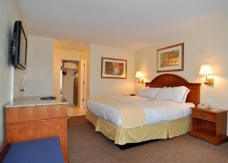 Room
 di Clarion Inn & Suites Clearwater