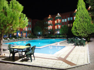 Pool
Pool
di Reis Thermal