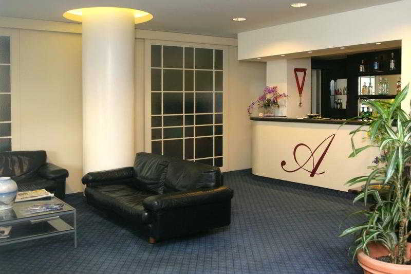 Lobby
Lobby
di Astoria Hotel Rapallo
