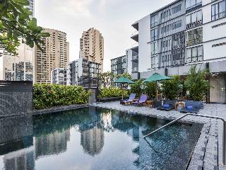 Pool
 di Oakwood Apartment Trilliant Sukhumvit 18 Bangkok