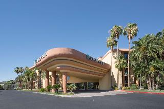 General view
 di Embassy Suites Phoenix Biltmore