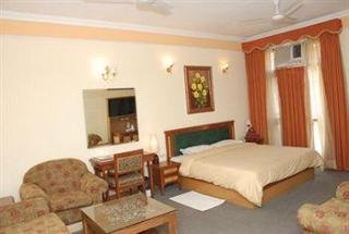 Room
Room
di Ambica Deluxe