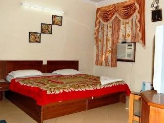 Room
Room
di Ambica Deluxe