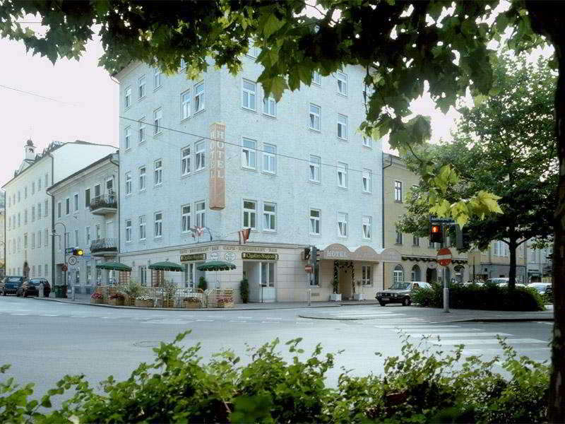 Hotel Vier Jahreszeiten Salzburg Kapuzinerberg Austria thumbnail
