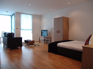 Room
Room
di Quay Apartments Manchester
